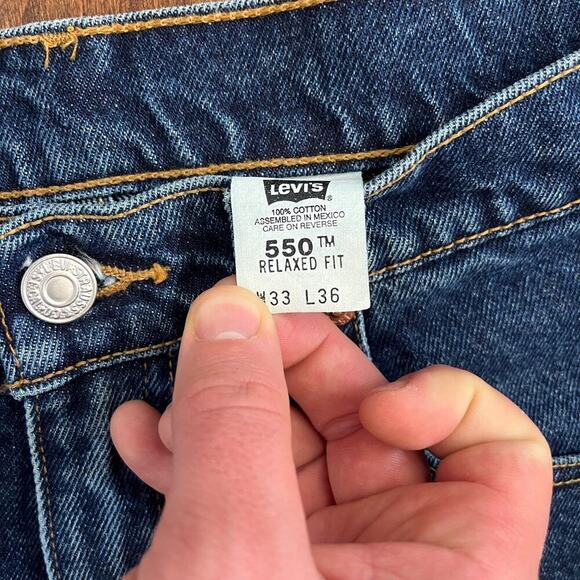 Vintage Levis 550 relaxed fit jeans 33 36 BNWT - Picture 2 of 4